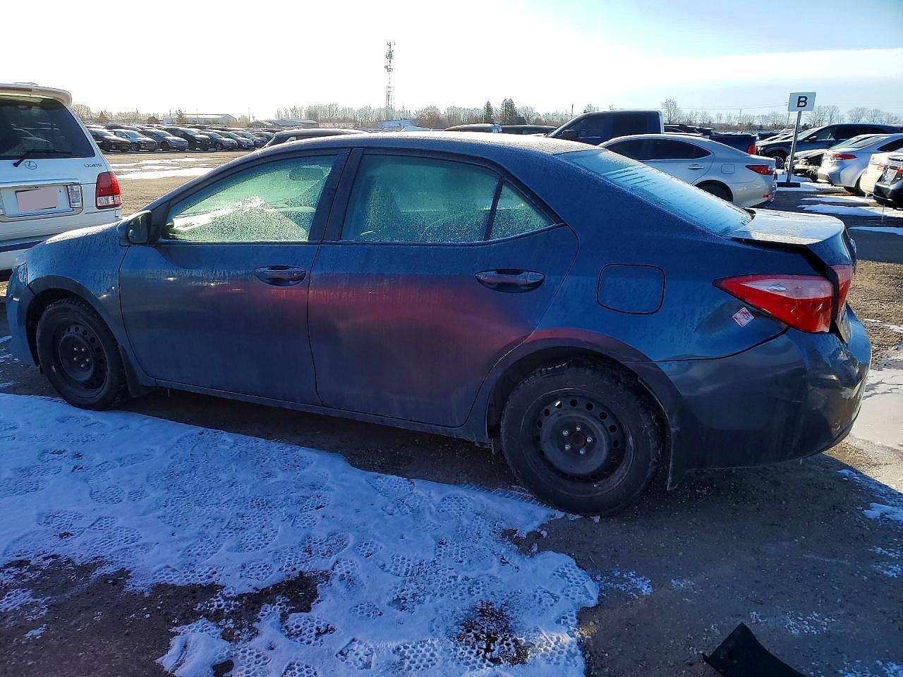2018 Toyota Corolla L - Фото 2