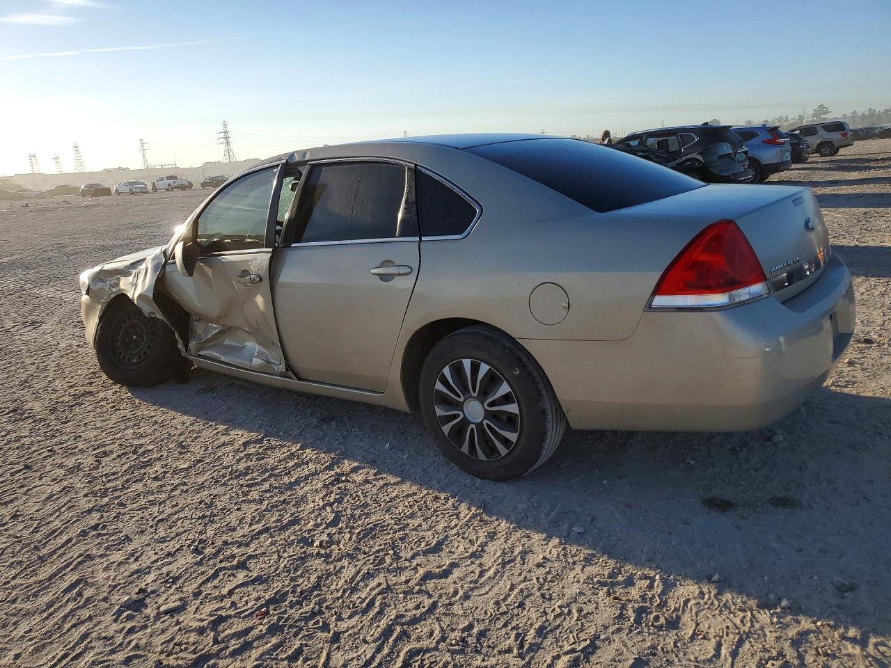 2008 Chevrolet Impala Ls - Фото 2