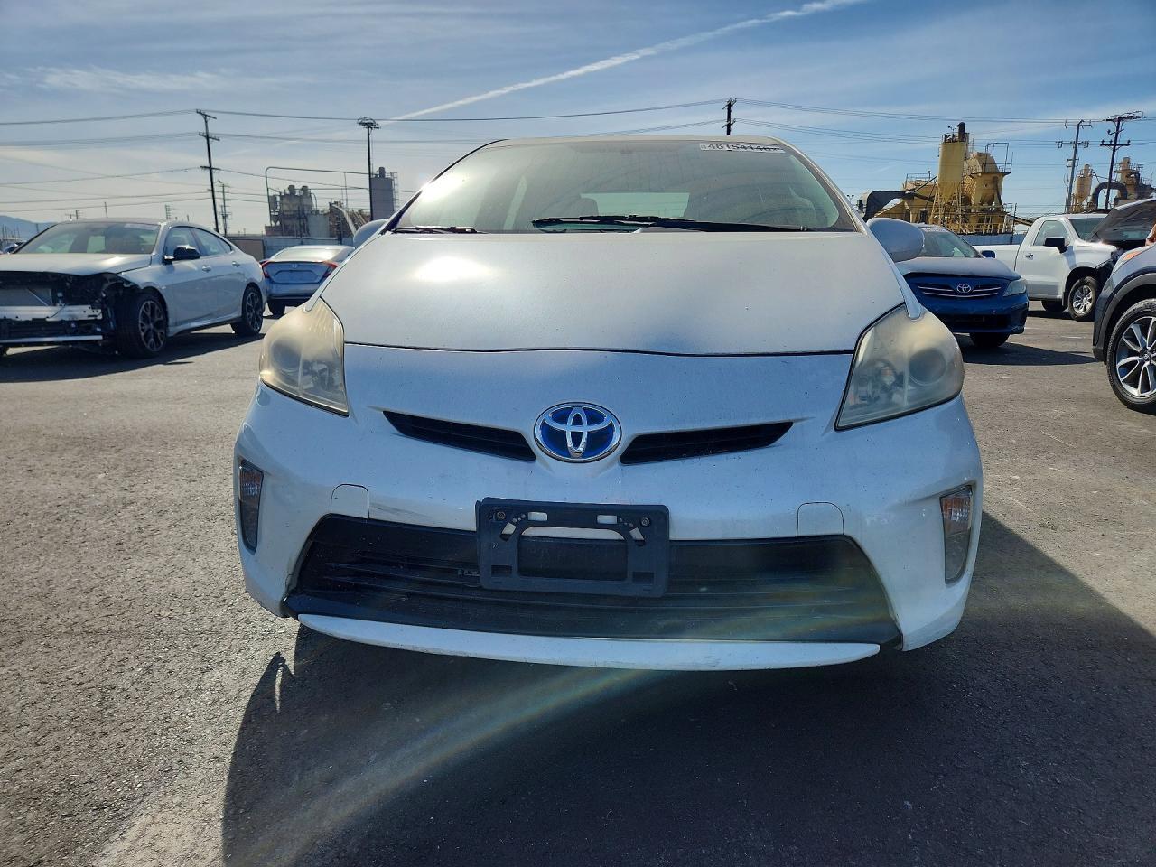 2014 Toyota Prius Two - Фото 5