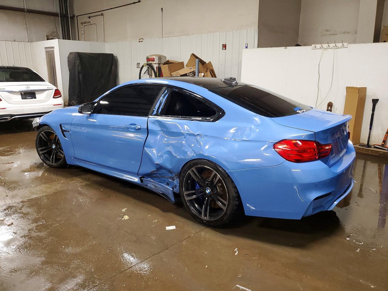 2015 BMW M4 - Фото 2
