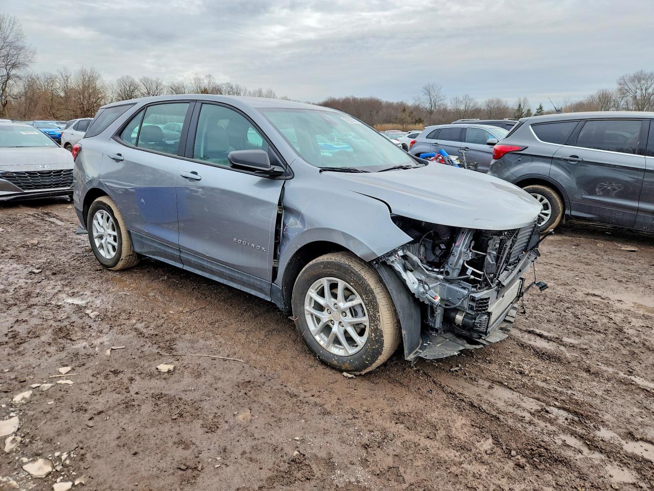 2024 Chevrolet Equinox Ls - Фото 4