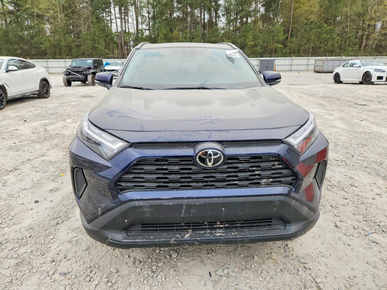 2025 Toyota Rav4 Xle - Image 5