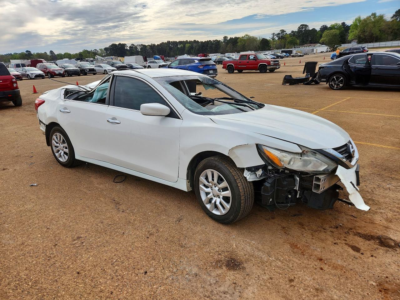 2017 Nissan Altima 2.5 S - Фото 4