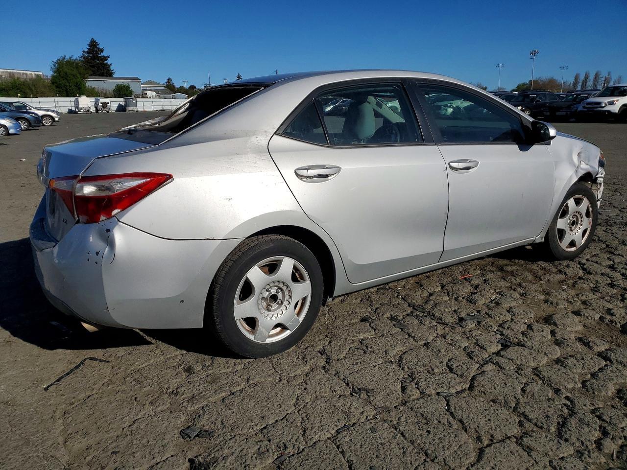 2016 Toyota Corolla Le - Фото 3