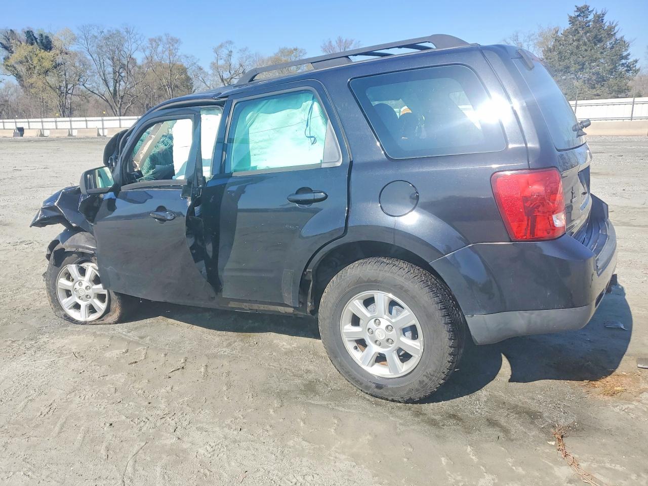 2011 Mazda Tribute I - Image 2