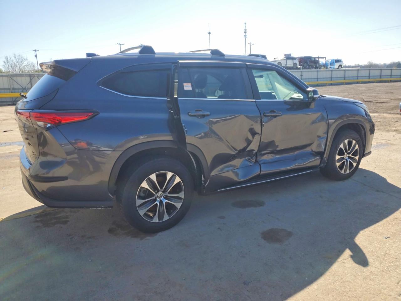 2023 Toyota Highlander Xle - Фото 3