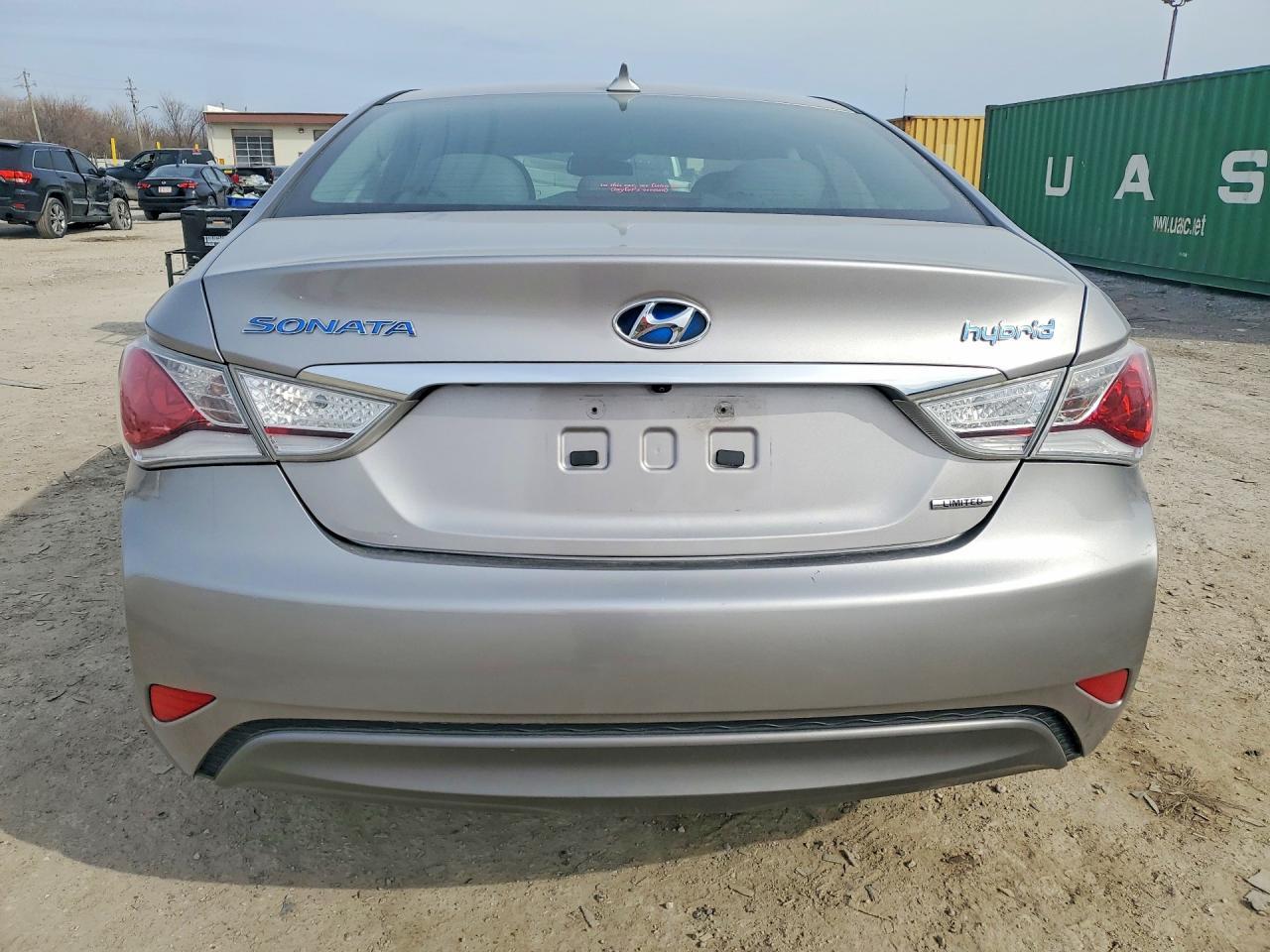 2013 Hyundai Sonata Hybrid - Image 6