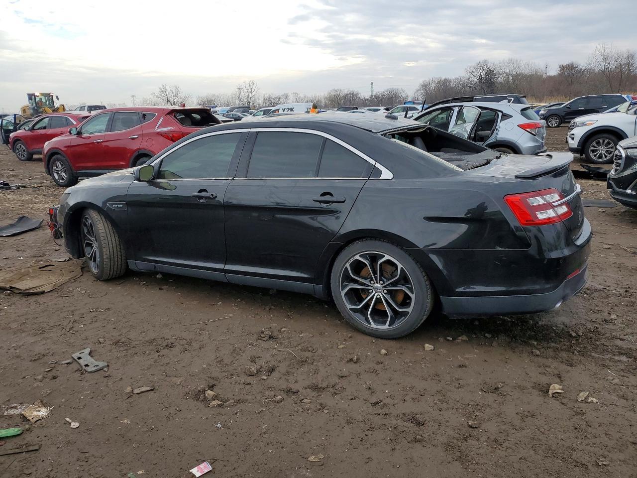 2014 Ford Taurus Sho - Фото 2