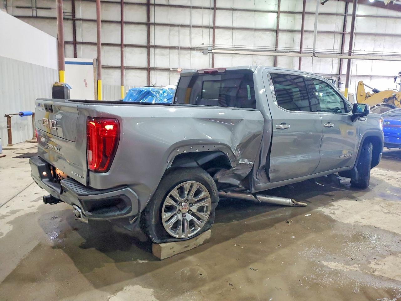 2024 GMC Sierra K1500 Denali - Image 3