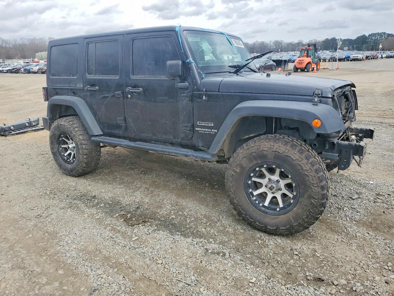 2016 Jeep Wrangler - Image 4
