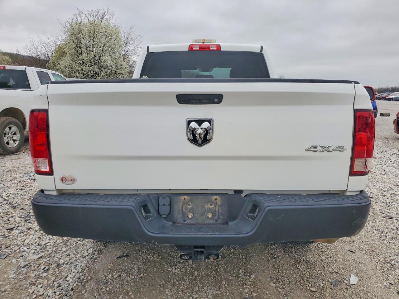 2018 Ram 1500 St - Image 6
