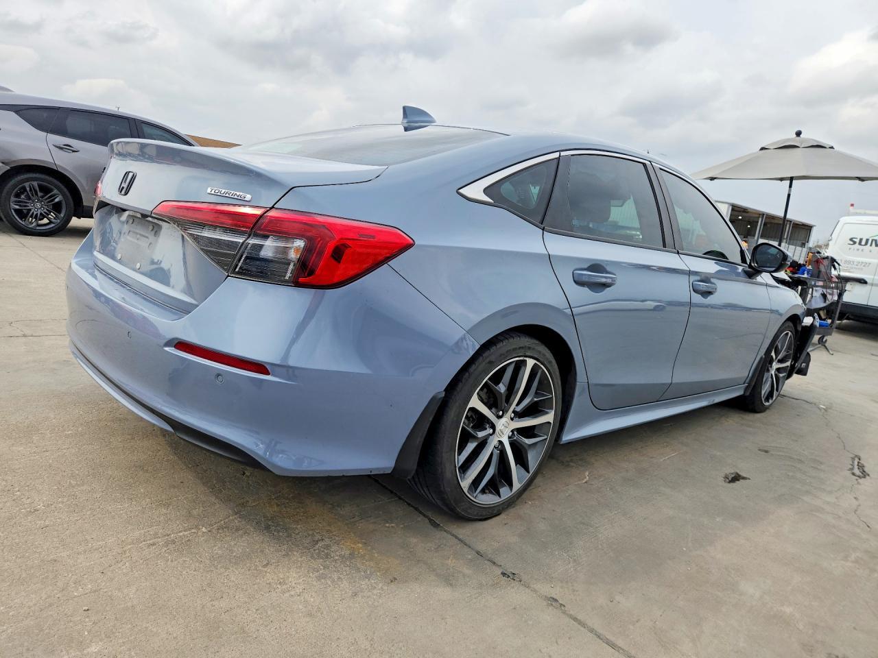 2024 Honda Civic Touring - Image 3