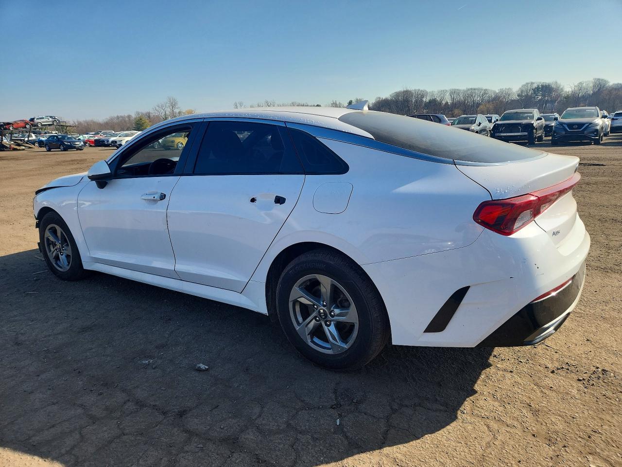 2021 Kia K5 - Image 2