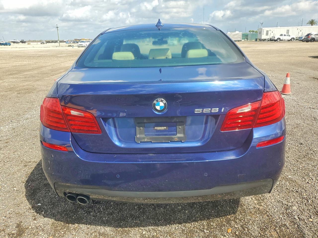 2016 BMW 528 I - Фото 6