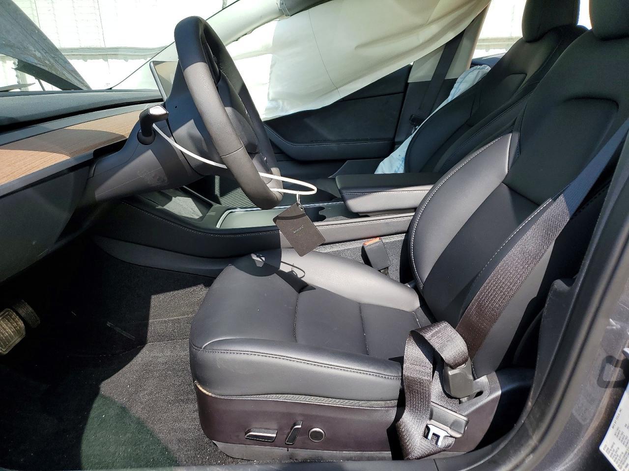 2023 Tesla Model 3 - Фото 7