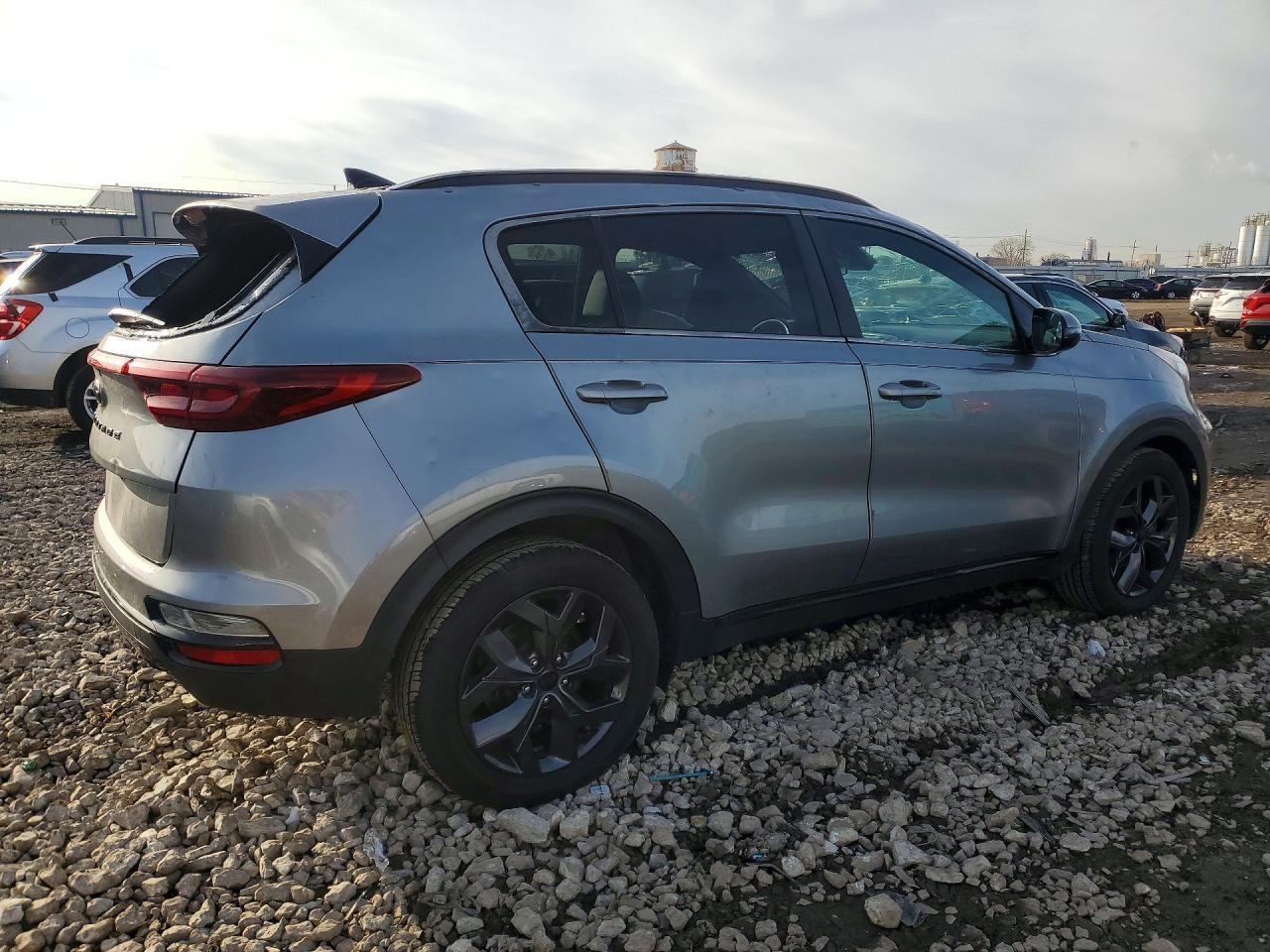2021 Kia Sportage S - Фото 3