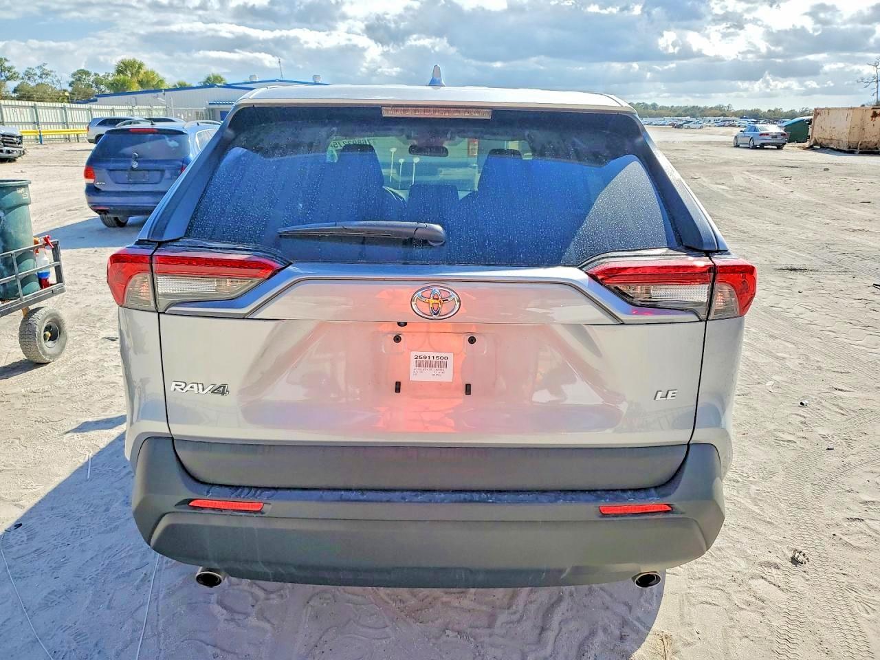 2025 Toyota Rav4 Le - Фото 6