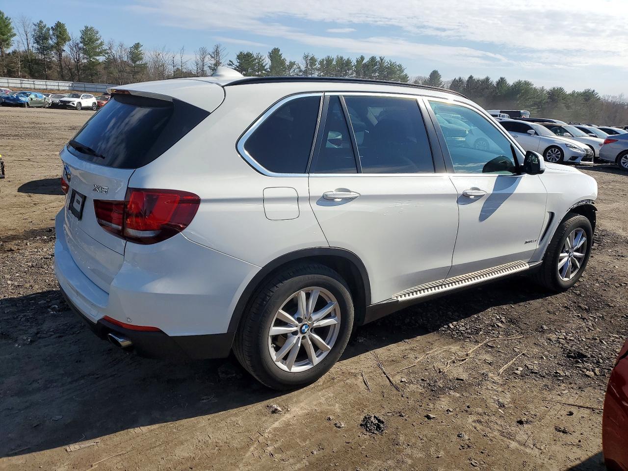 2015 BMW X5 xDrive35I - Фото 3