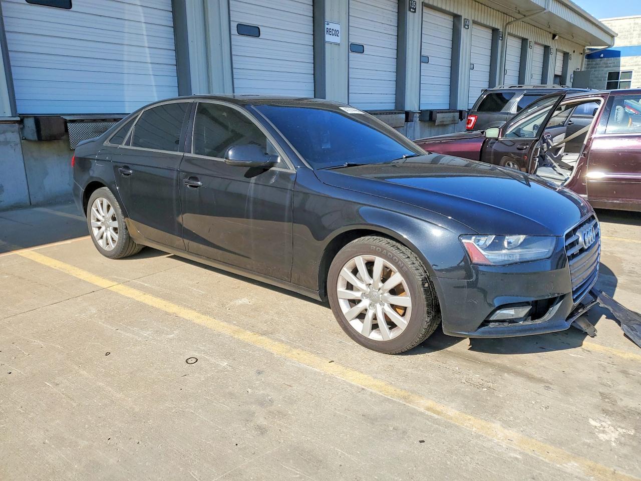2014 Audi A4 Premium - Фото 4