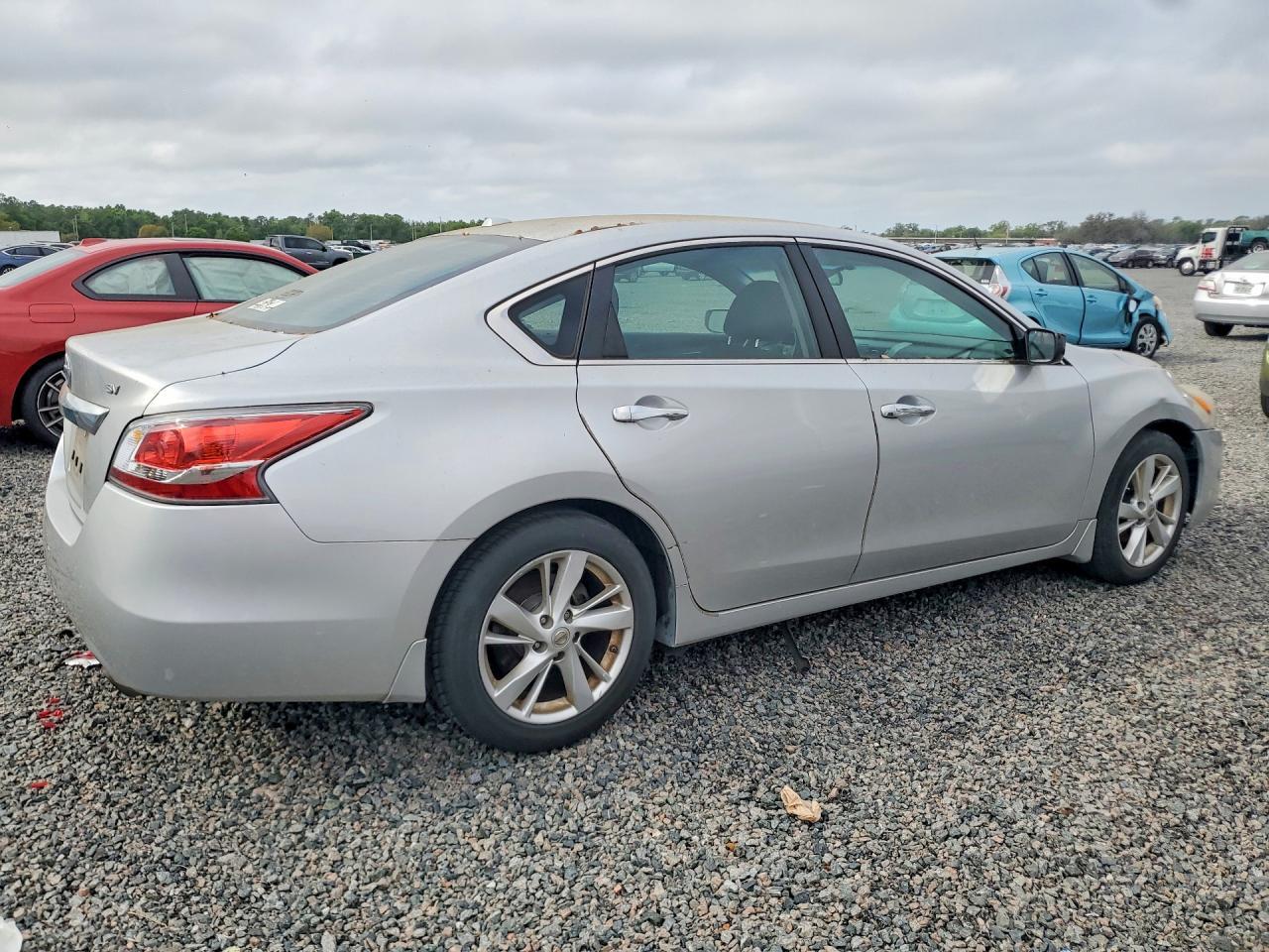 2015 Nissan Altima 2.5 Sv - Фото 3