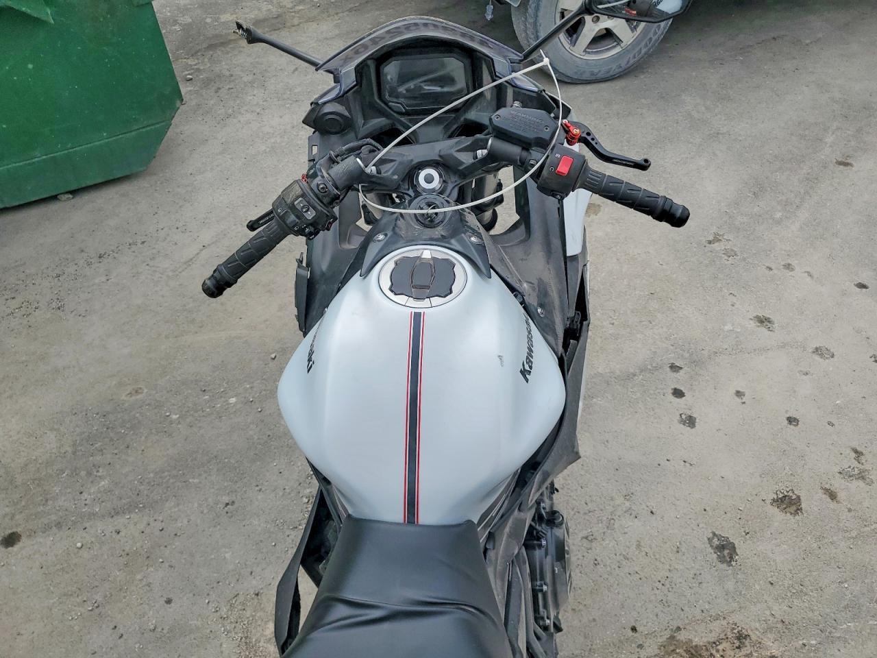 2026 Kawasaki Ex650 P - Image 6