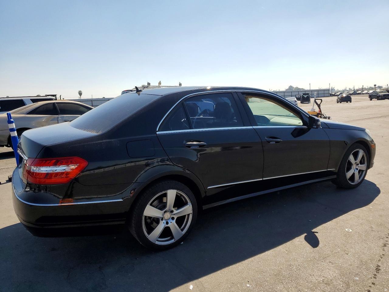2010 Mercedes-Benz E 350 - Фото 3