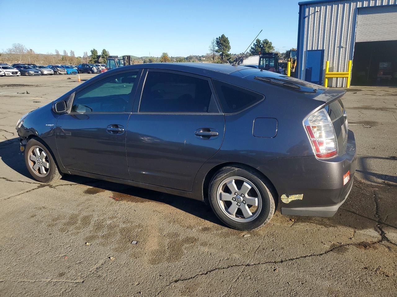 2007 Toyota Prius - Image 2