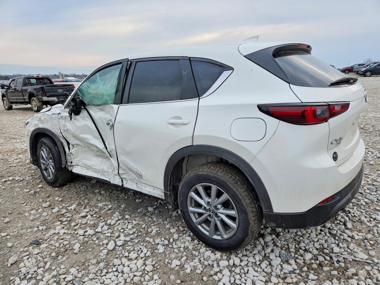 2023 Mazda Cx-5 Preferred - Image 2