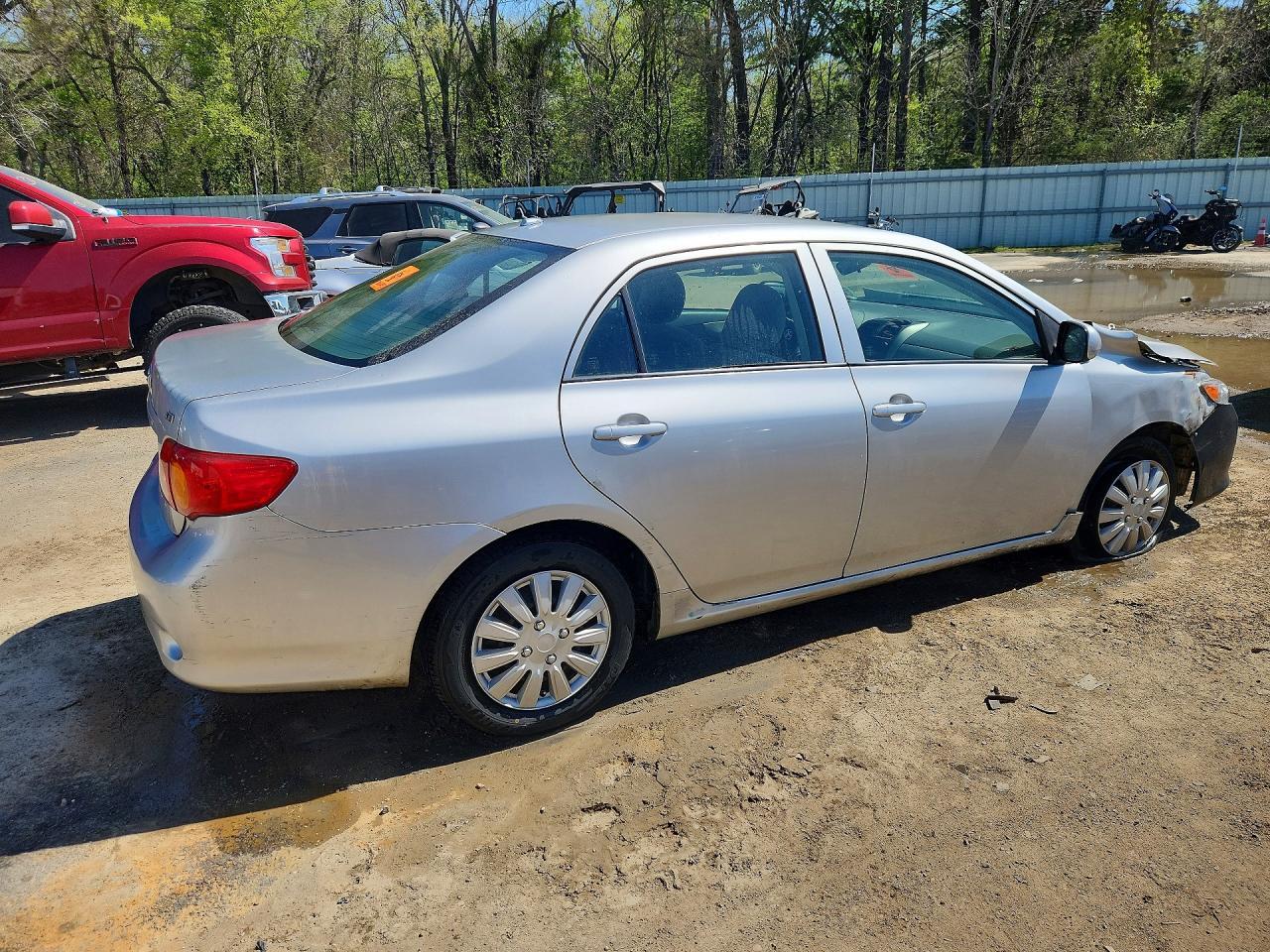 2009 Toyota Corolla Le - Фото 3