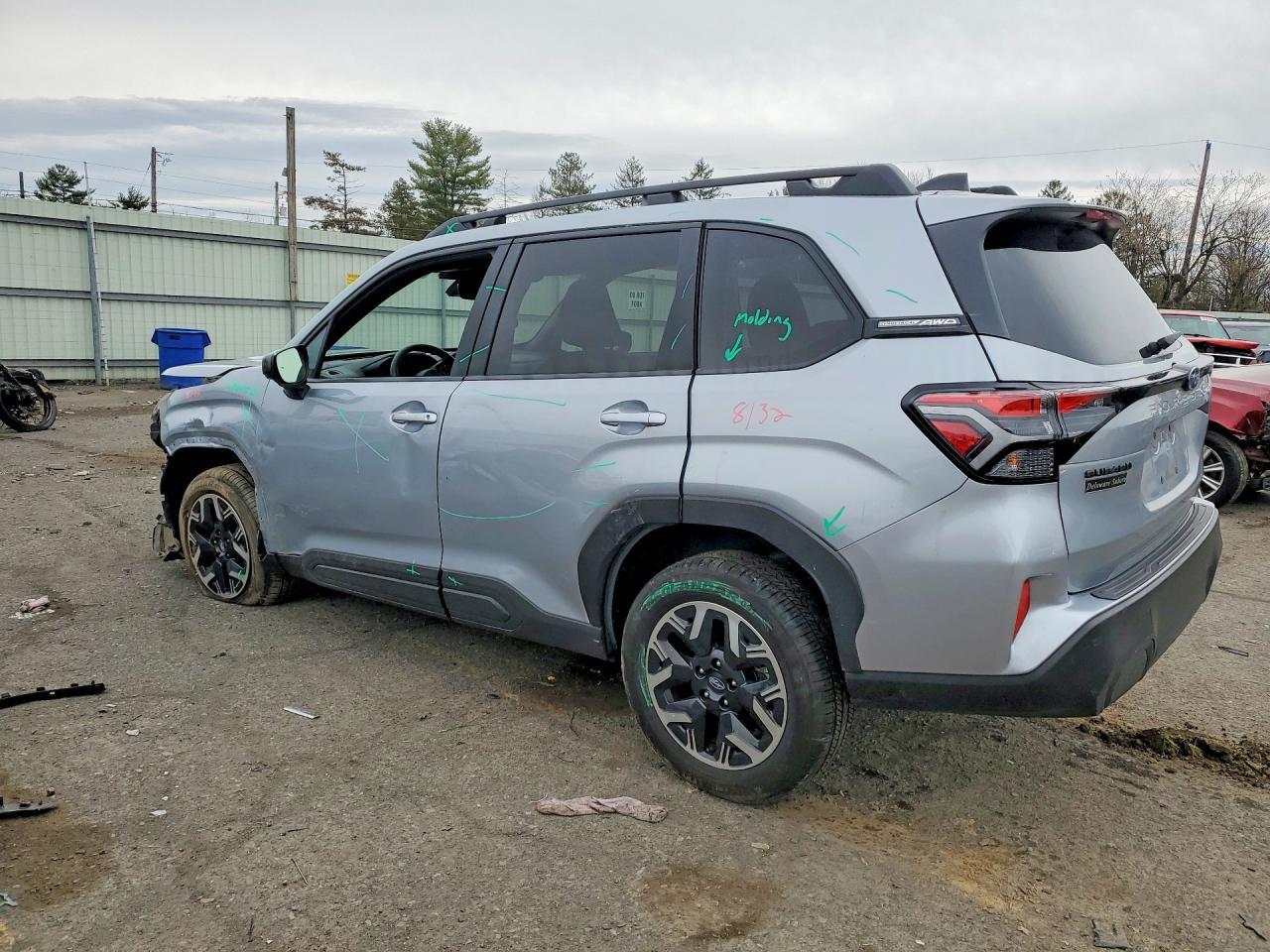 2025 Subaru Forester Premium - Image 2