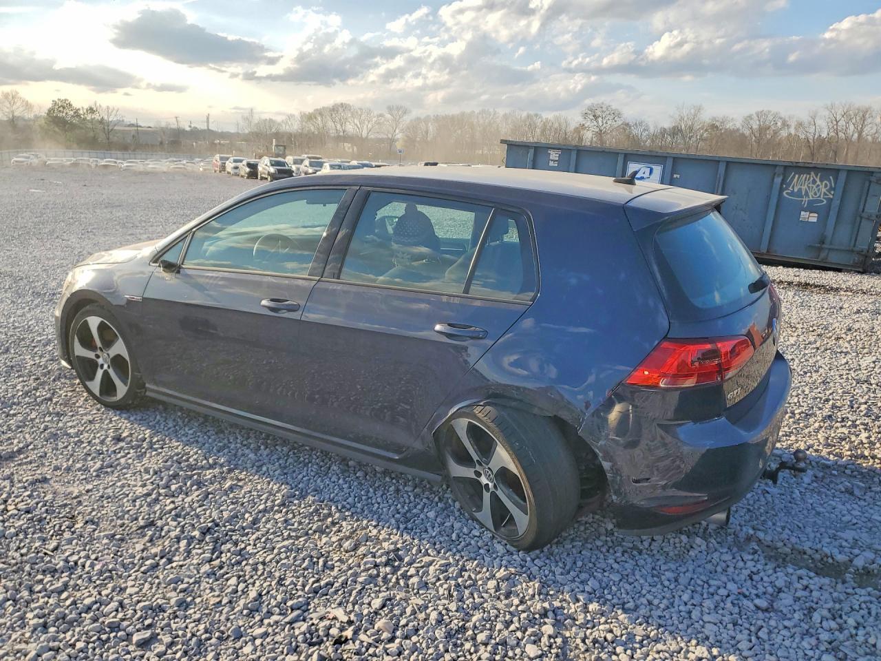 2017 Volkswagen Gti S - Image 2