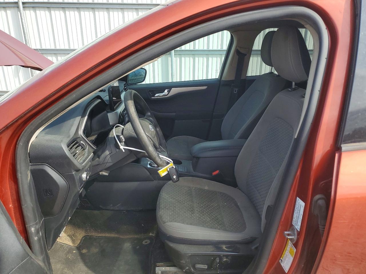 2020 Ford Escape Se - Фото 7