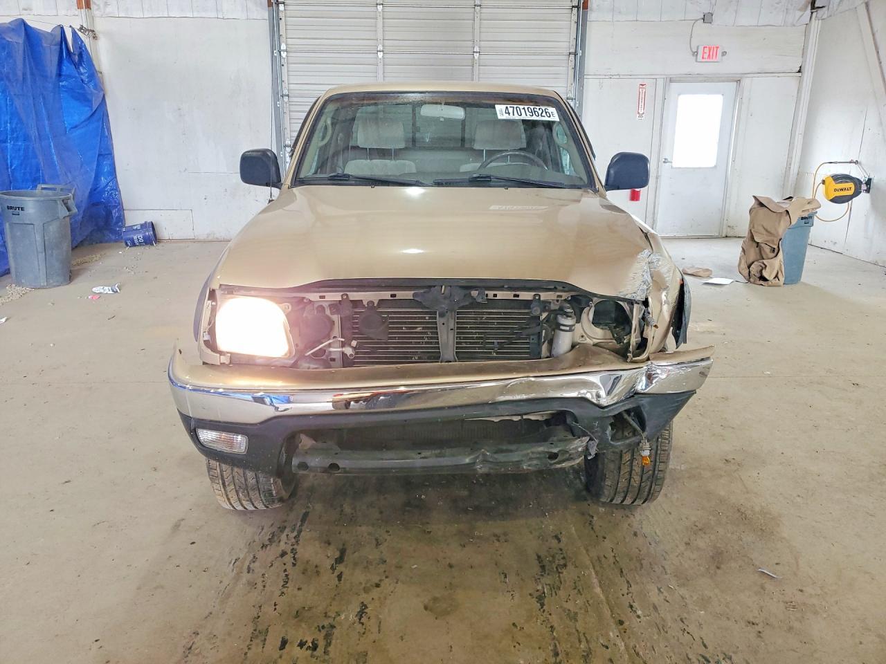 2002 Toyota Tacoma Base - Фото 5