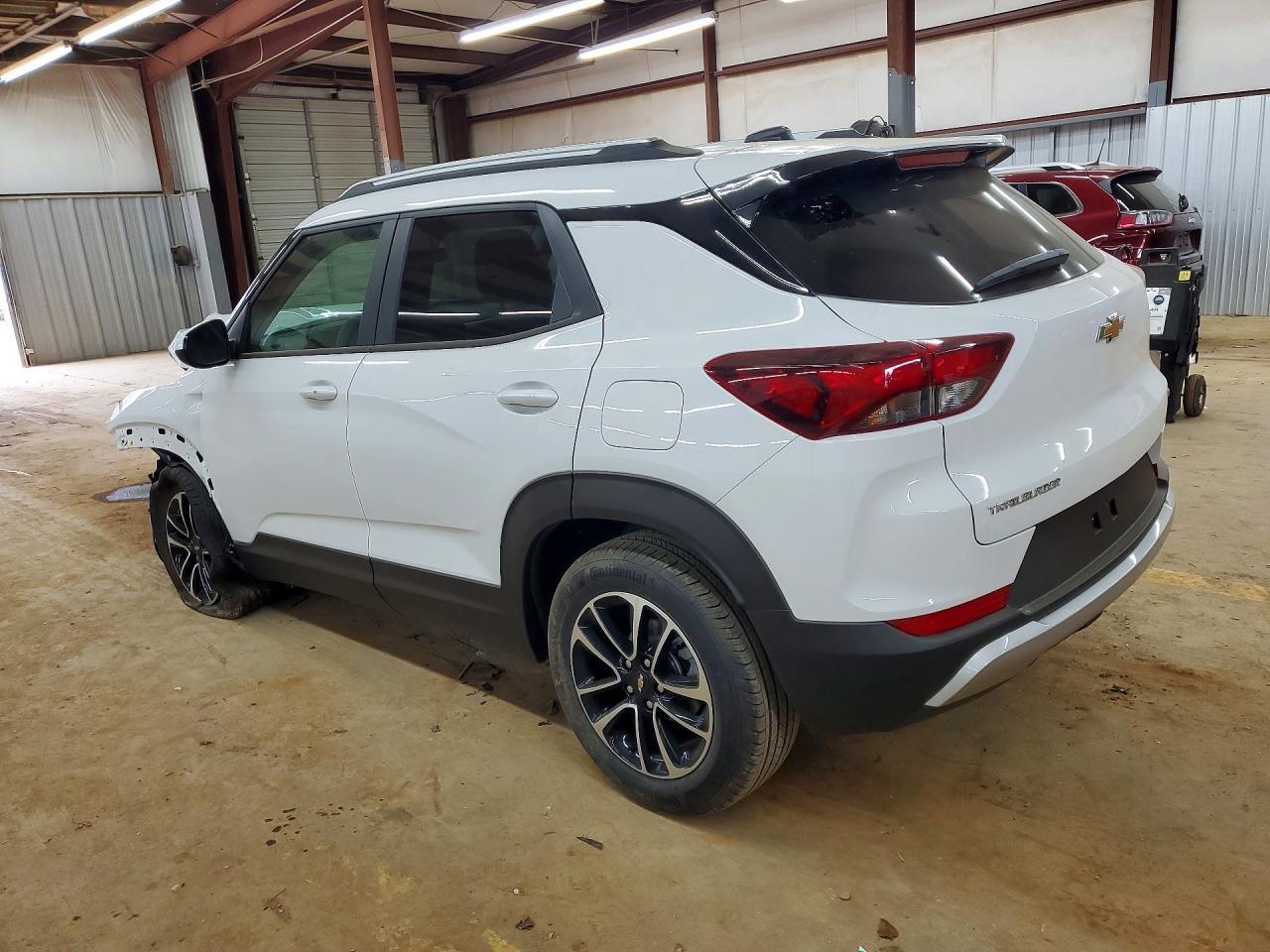 2026 Chevrolet Trailblazer Lt - Фото 2