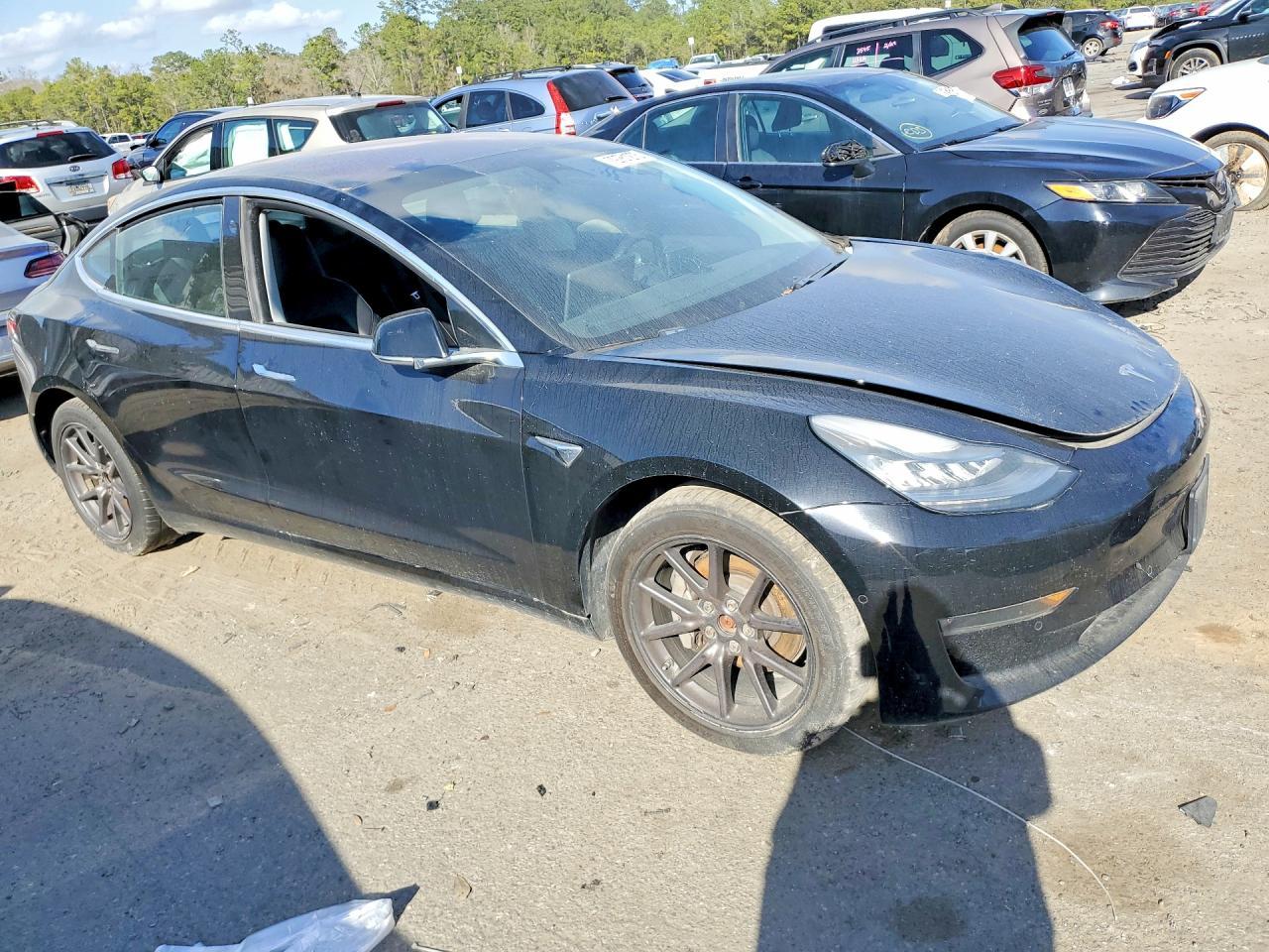 2018 Tesla Model 3 - Image 4
