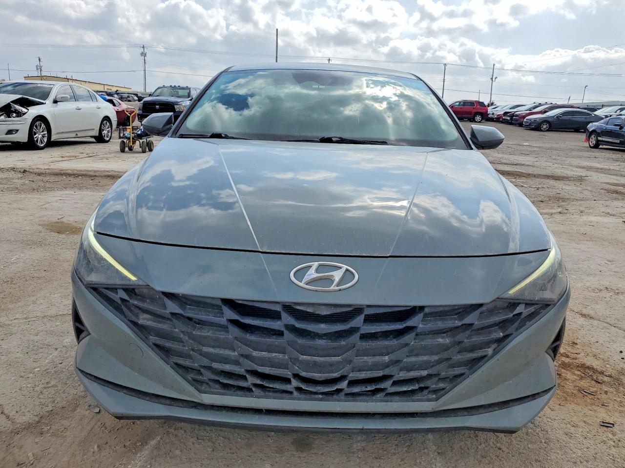 2022 Hyundai Elantra Sel - Image 5
