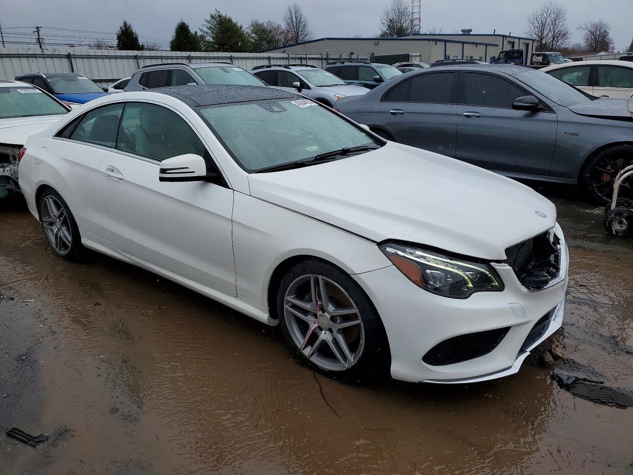 2016 Mercedes-Benz E 400 - Image 4