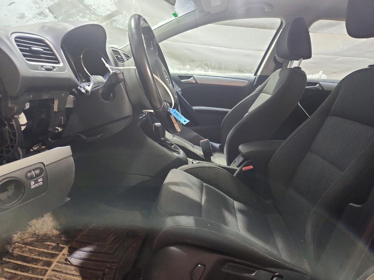 2013 Volkswagen Golf - Image 7