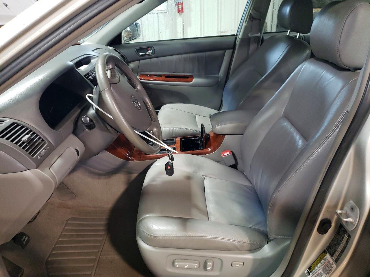2005 Toyota Camry Xle - Image 7