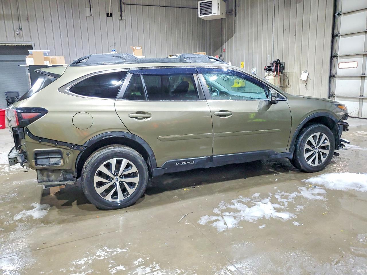 2020 Subaru Outback Premium - Фото 3