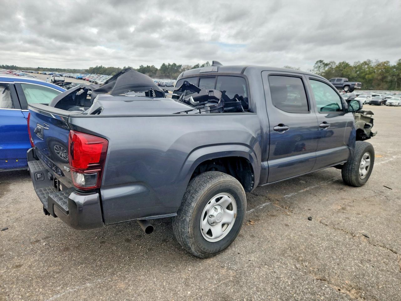 2023 Toyota Tacoma - Фото 2