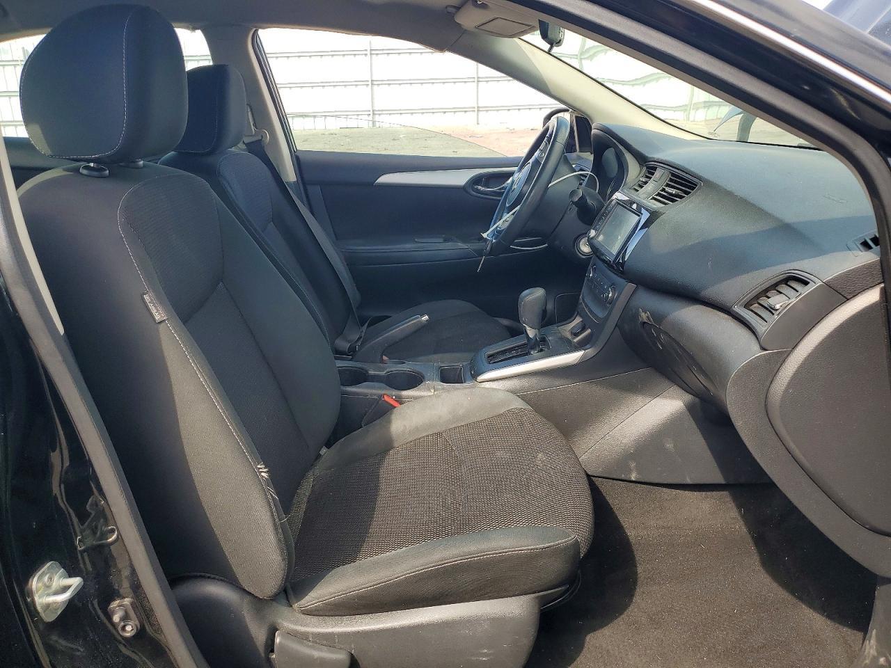 2019 Nissan Sentra S - Фото 7