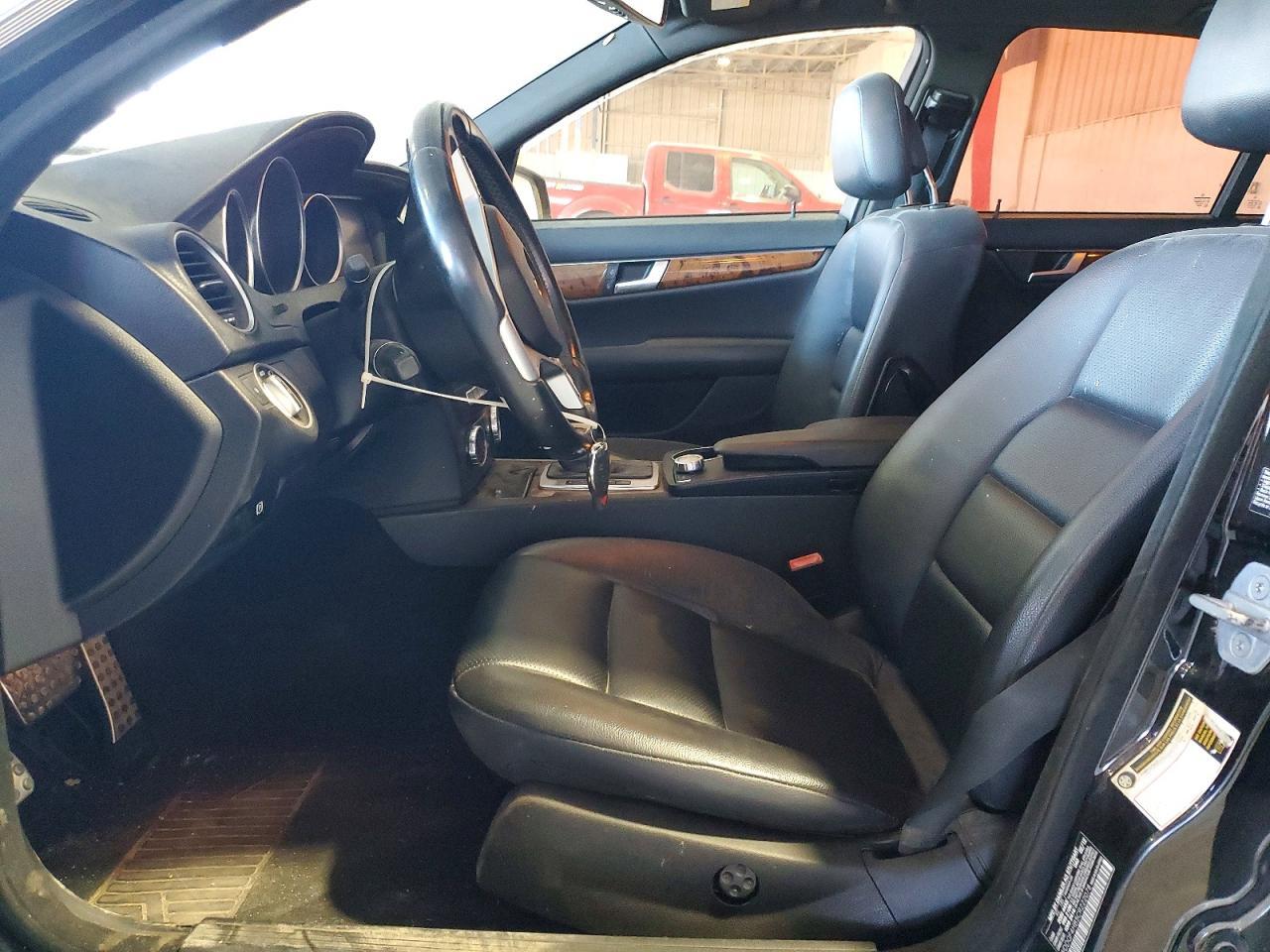 2012 Mercedes-Benz C 250 - Фото 7