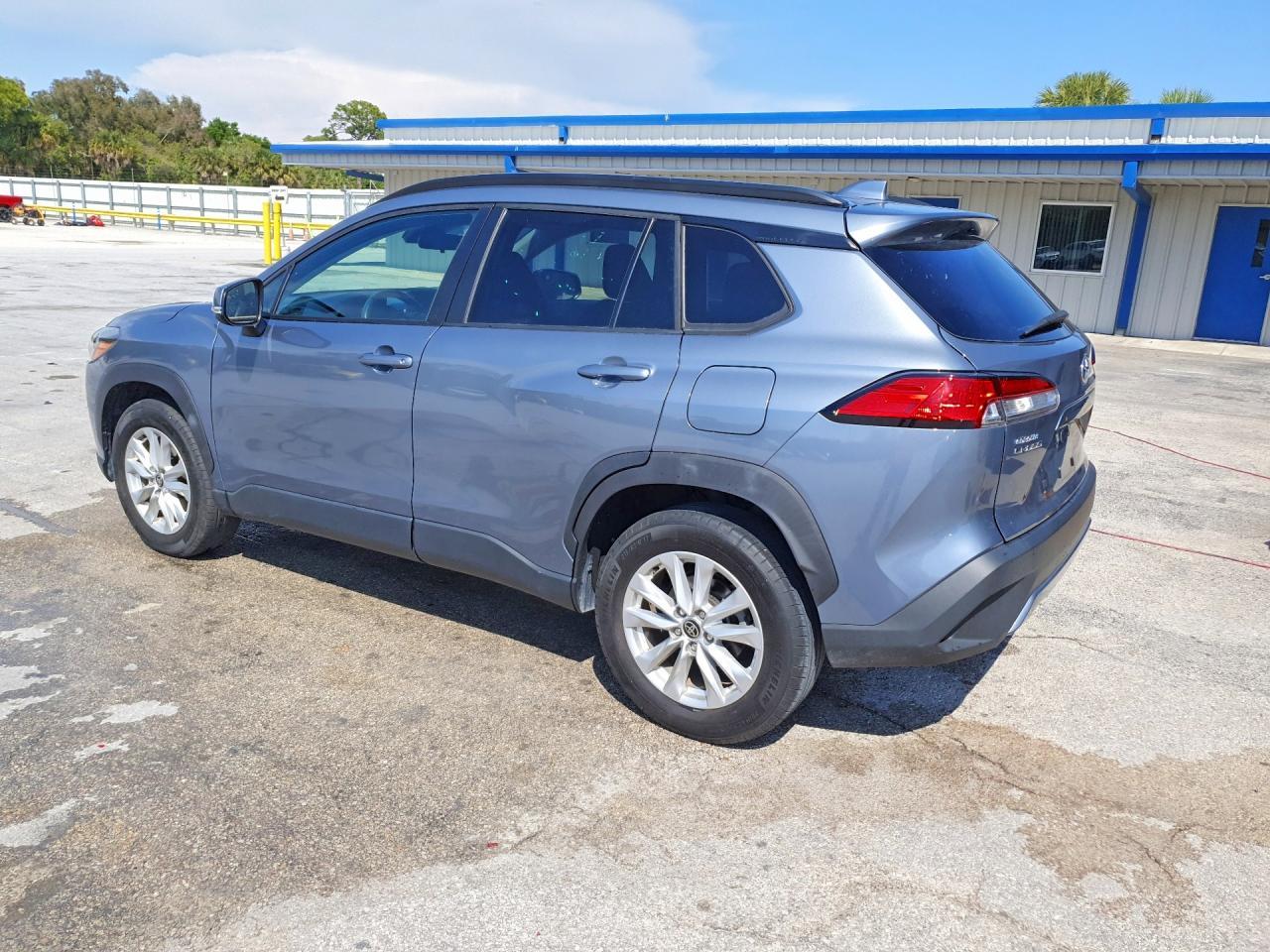 2023 Toyota Corolla Cross Le - Image 2