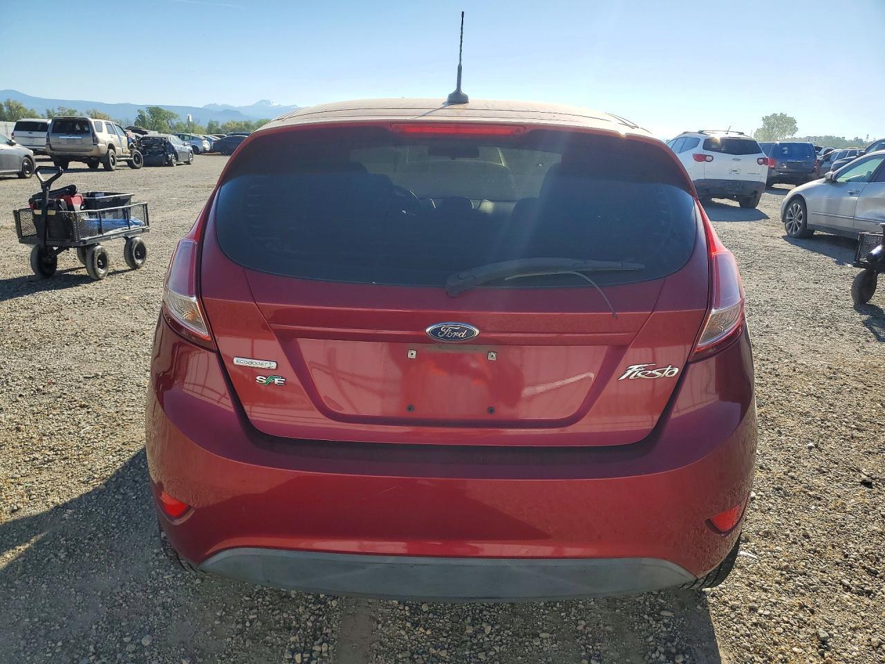 2015 Ford Fiesta Se - Image 6