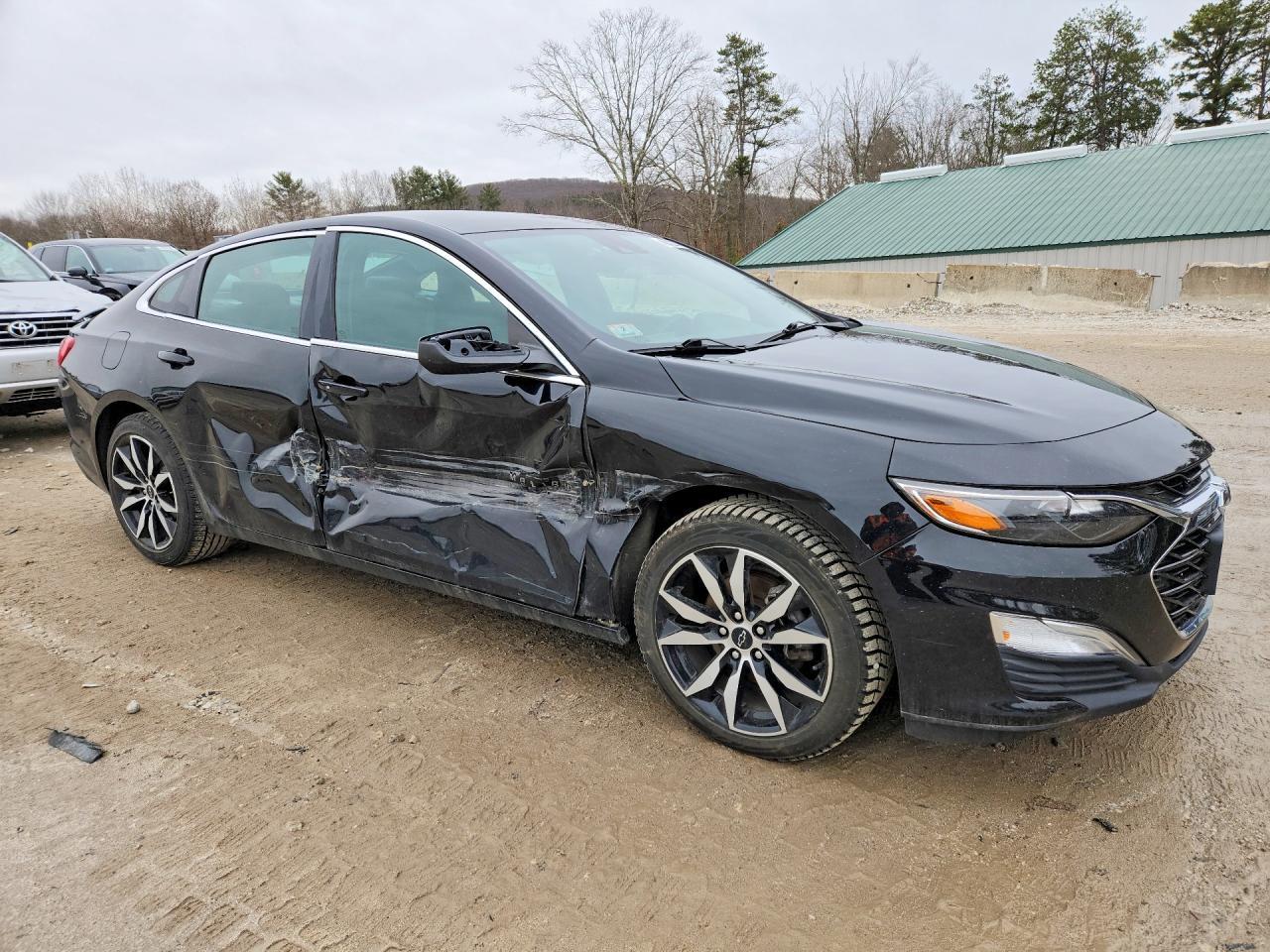 2021 Chevrolet Malibu Rs - Image 4