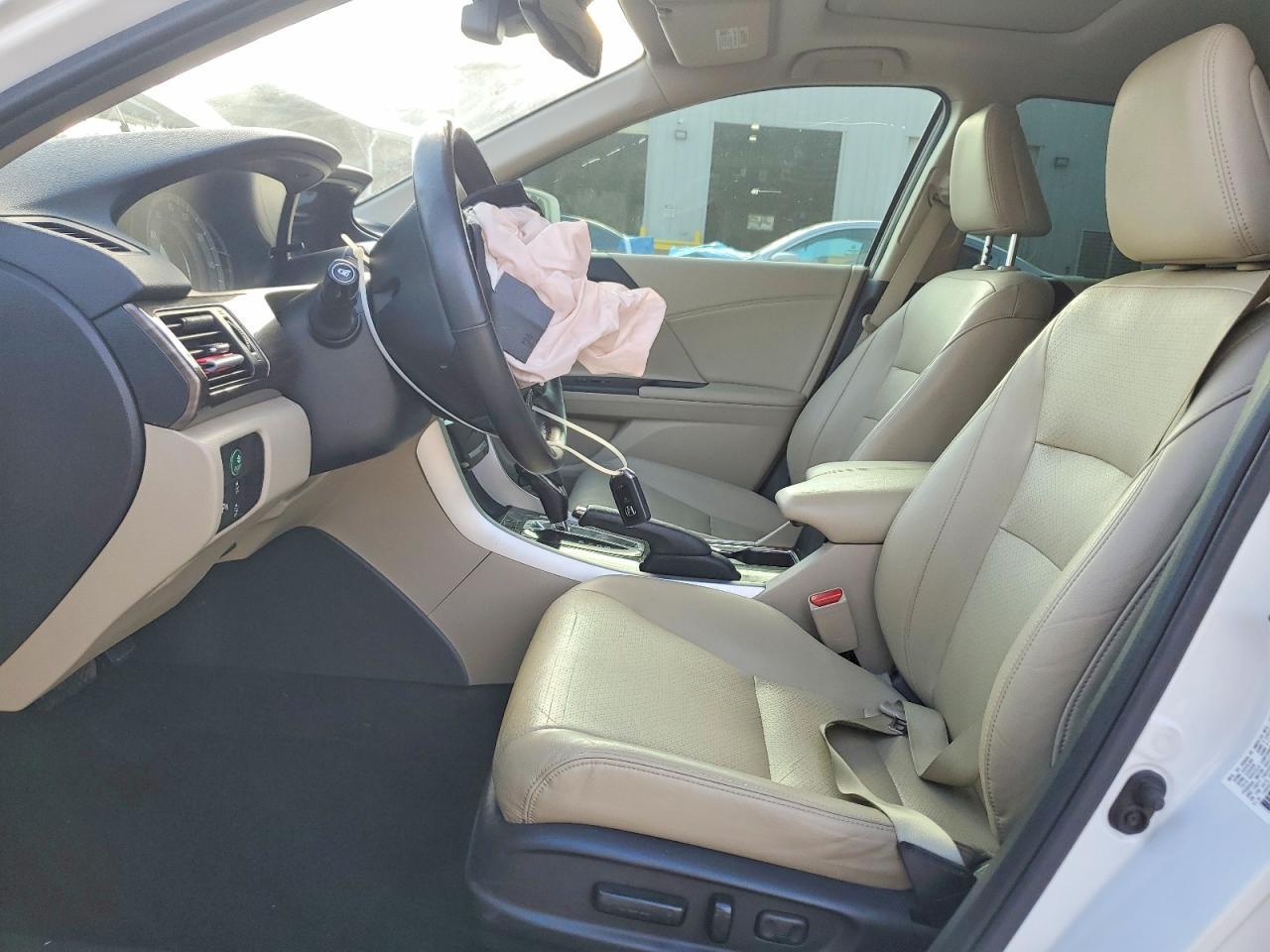 2017 Honda Accord Touring - Фото 7