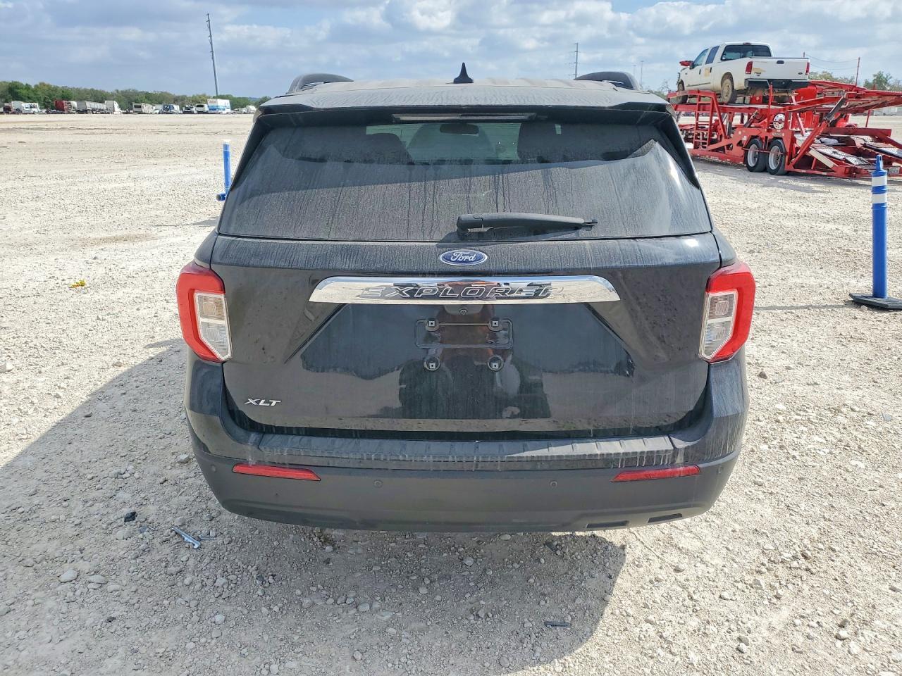 2023 Ford Explorer Xlt - Image 6