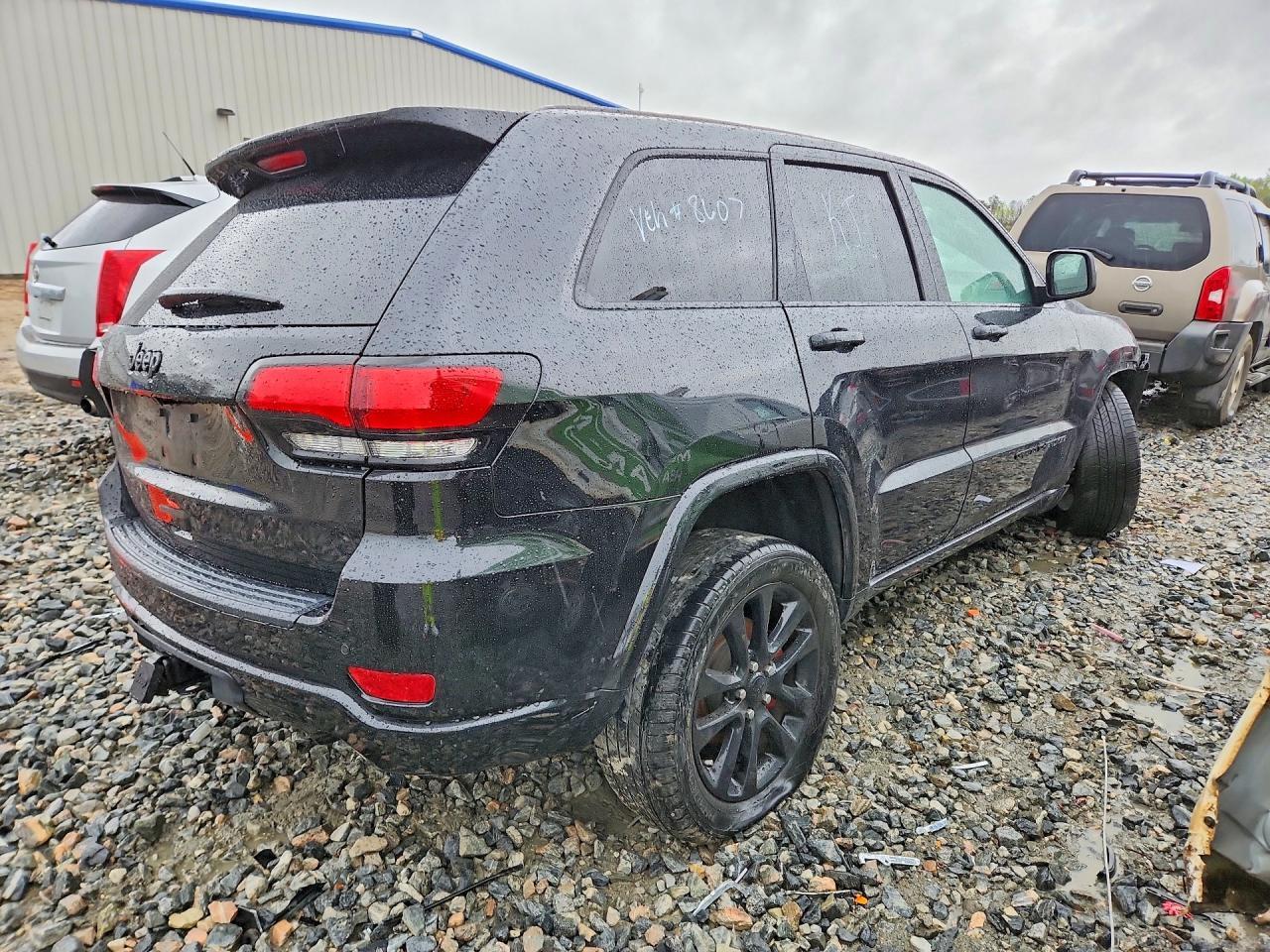 2020 Jeep Grand Cherokee Laredo - Фото 3