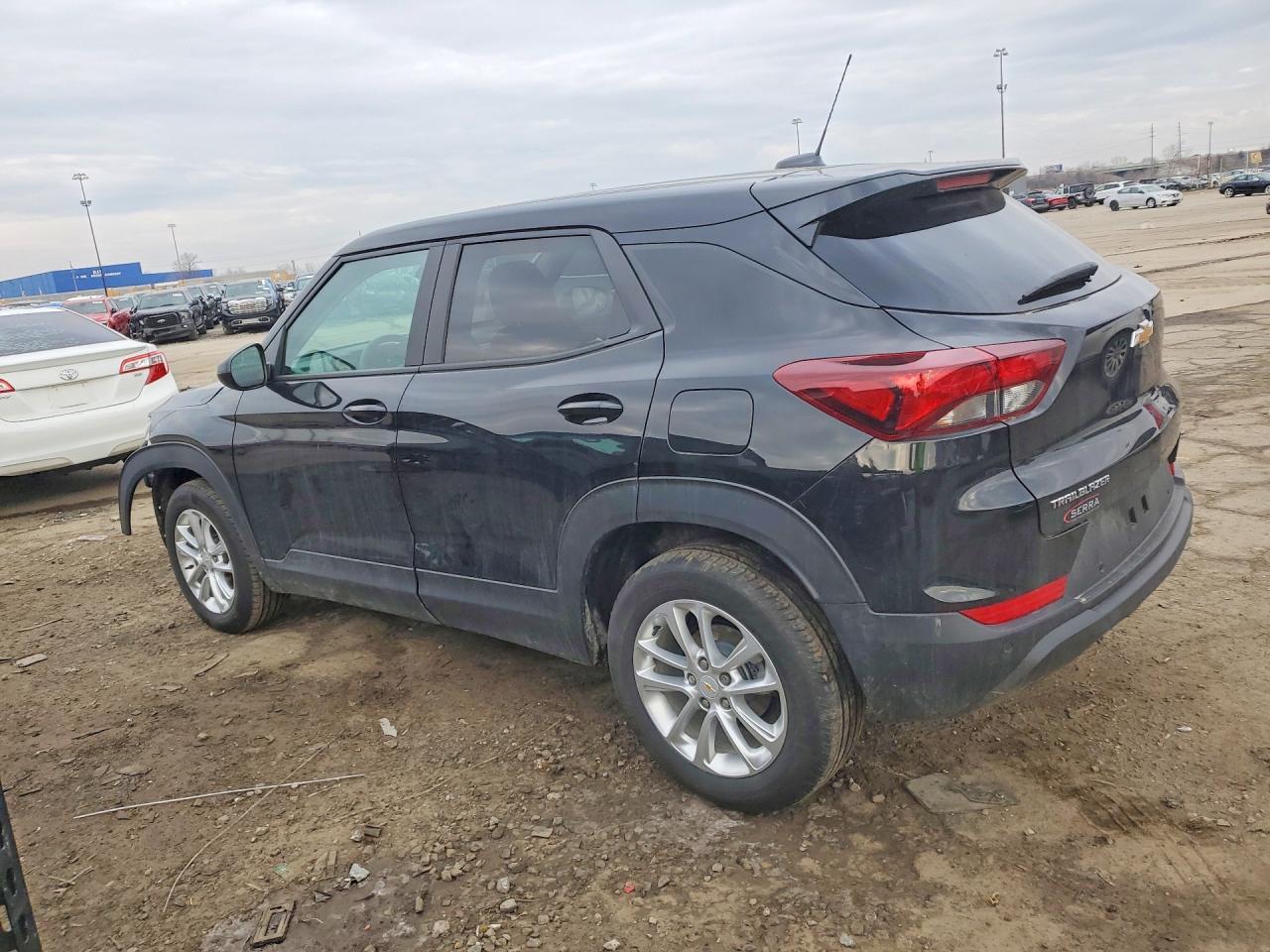 2026 Chevrolet Trailblazer Ls - Image 2
